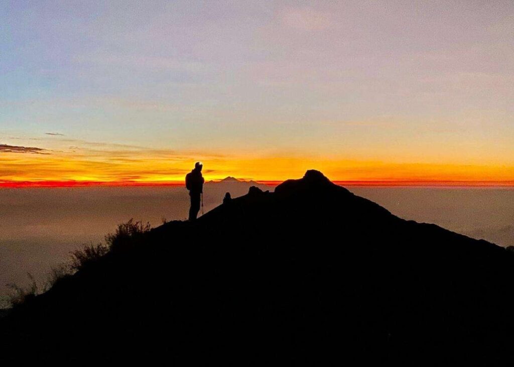 Mount Agung Sunrise Trek via Besakih Temple3